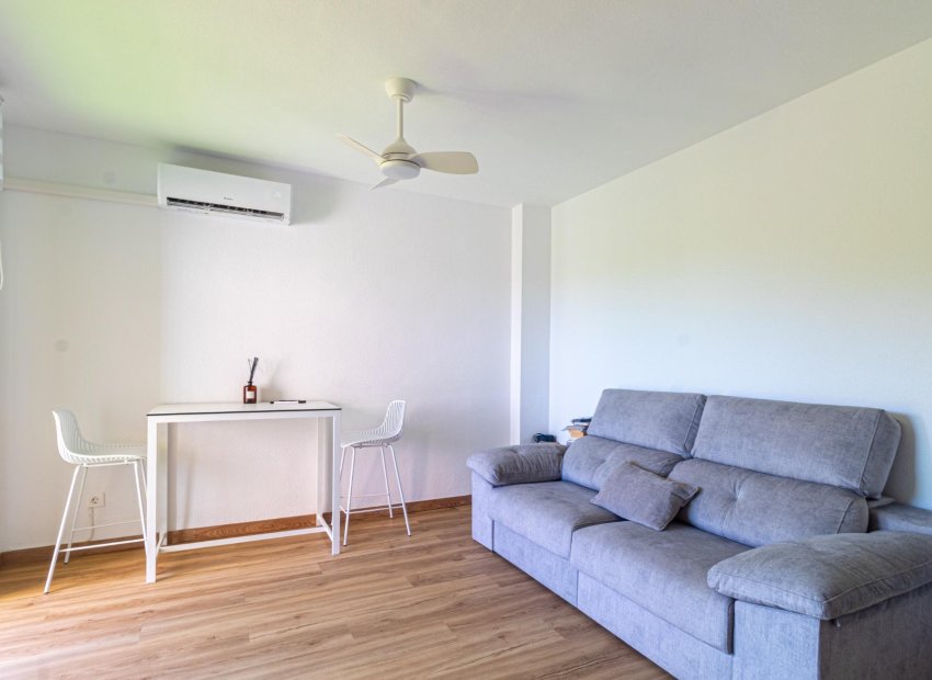 Herverkoop - Appartement - Orihuela Costa - Campoamor