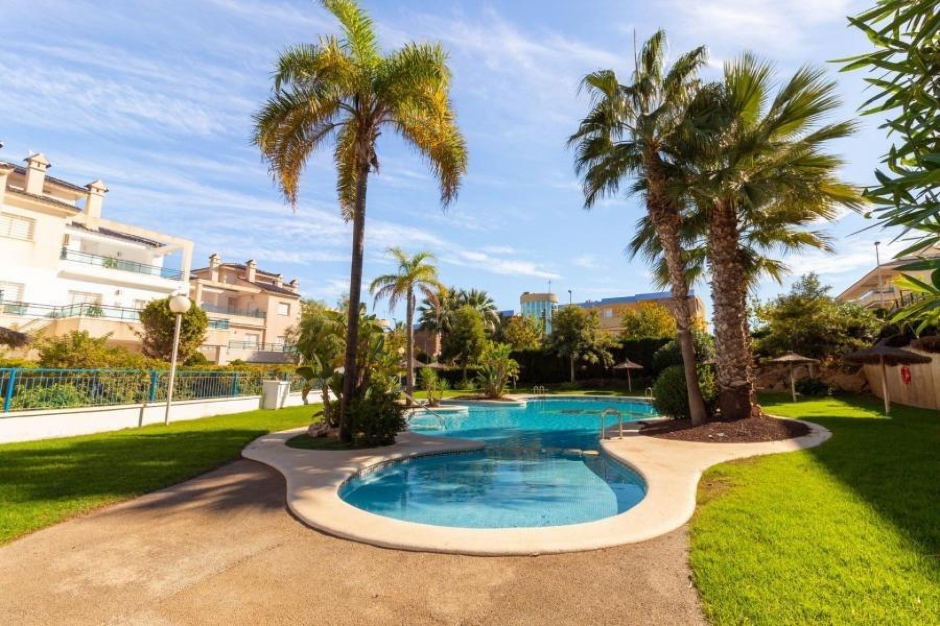 Herverkoop - Appartement - Pilar de la Horadada - Pueblo Latino