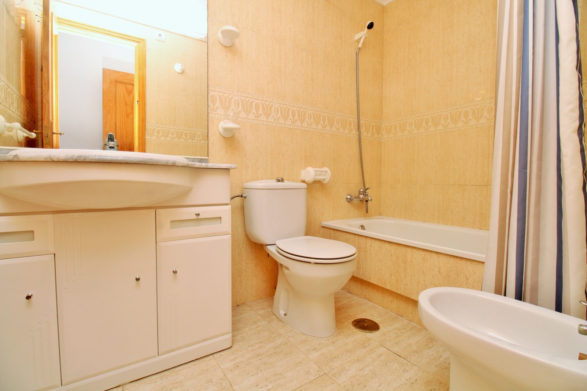 Herverkoop - Appartement - Playa Flamenca