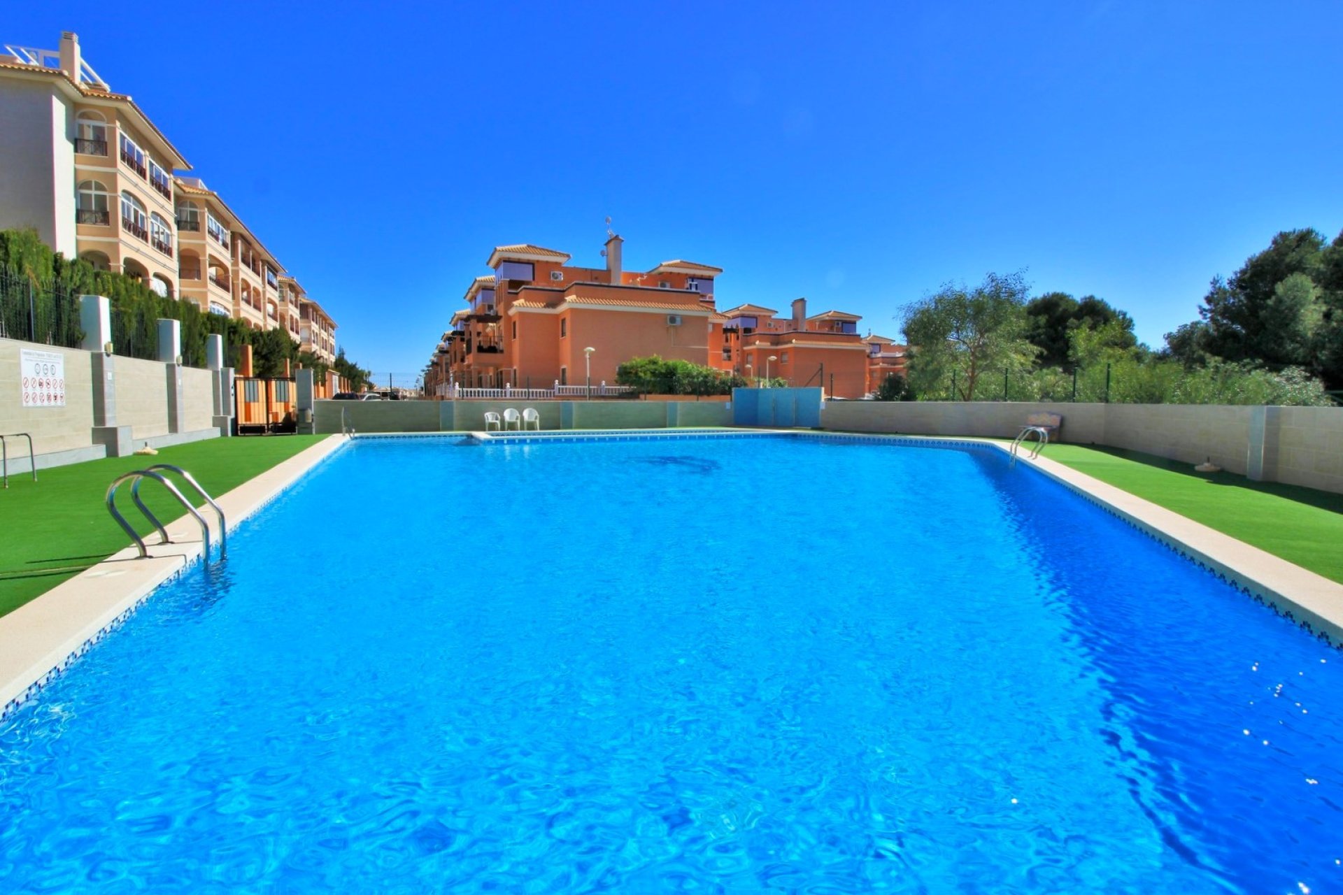 Herverkoop - Appartement - Playa Flamenca
