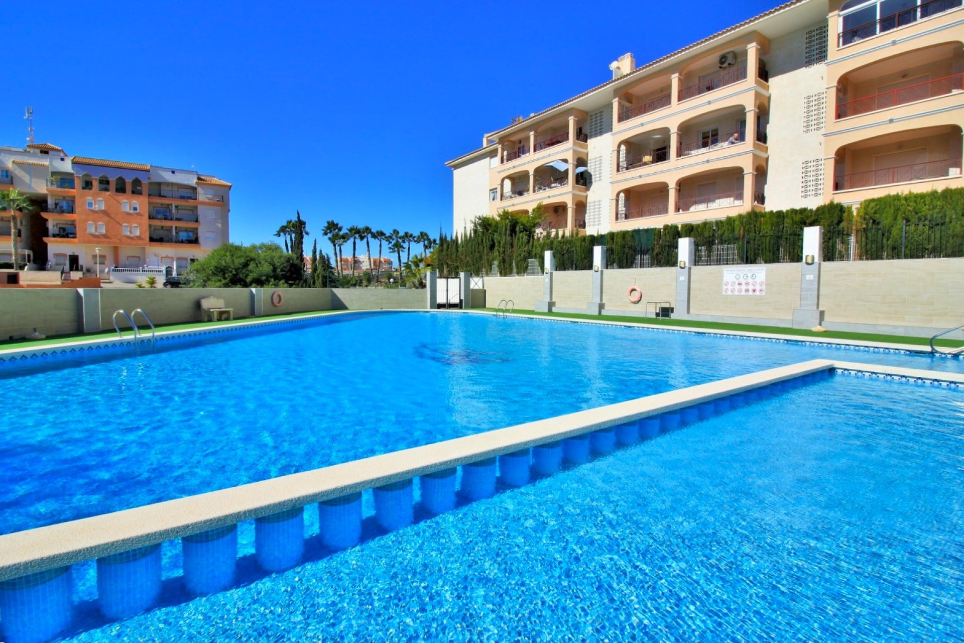 Herverkoop - Appartement - Playa Flamenca