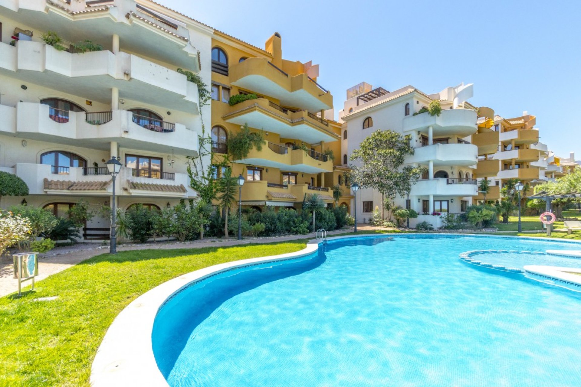 Herverkoop - Appartement - Punta Prima