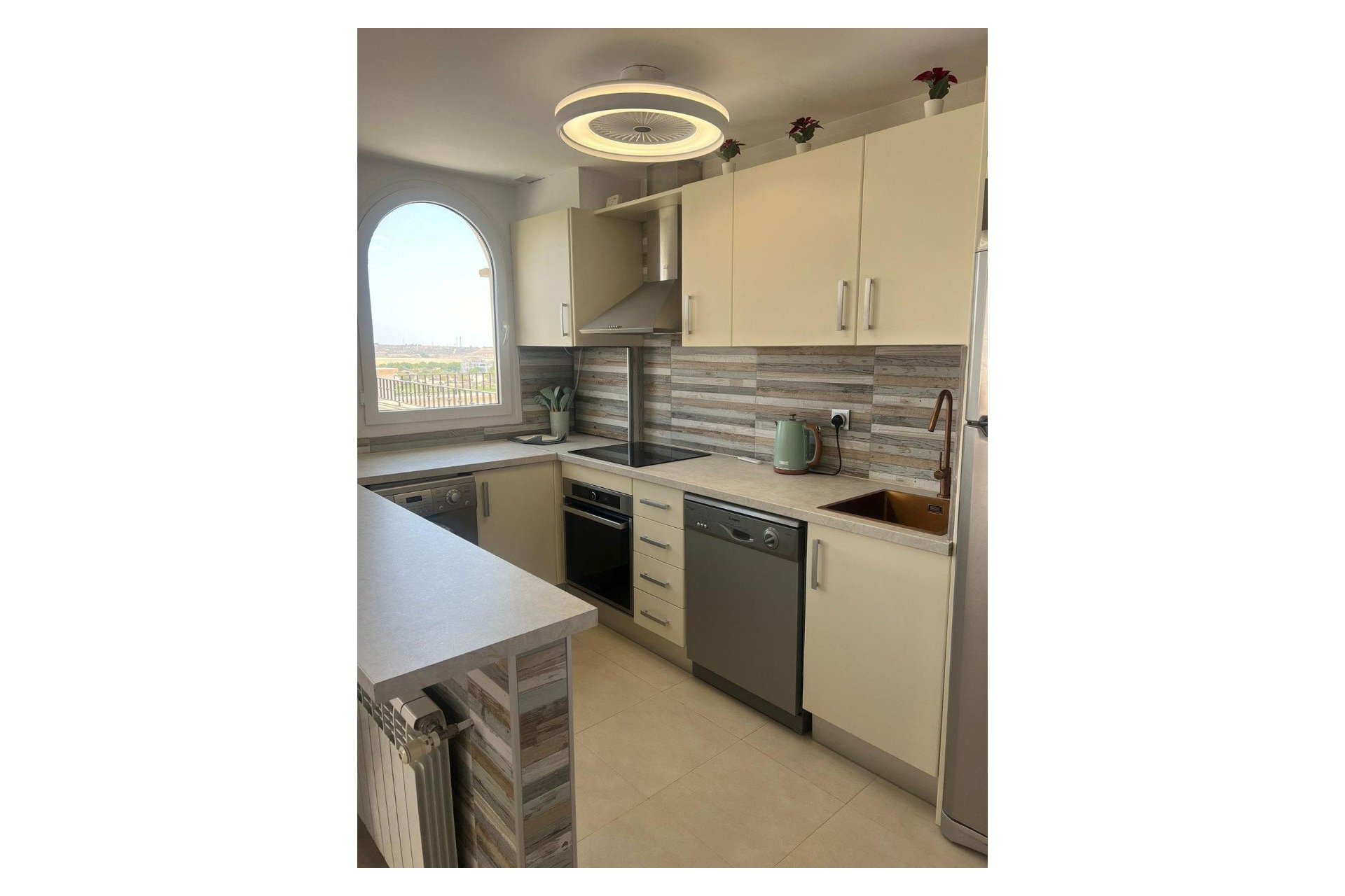 Herverkoop - Appartement - Sucina