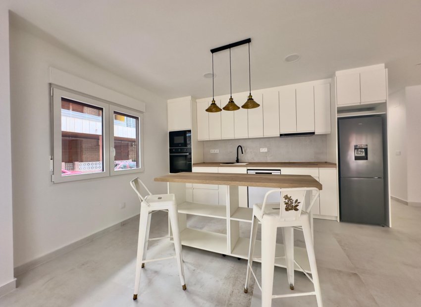 Herverkoop - Appartement - Torrevieja - Acequion