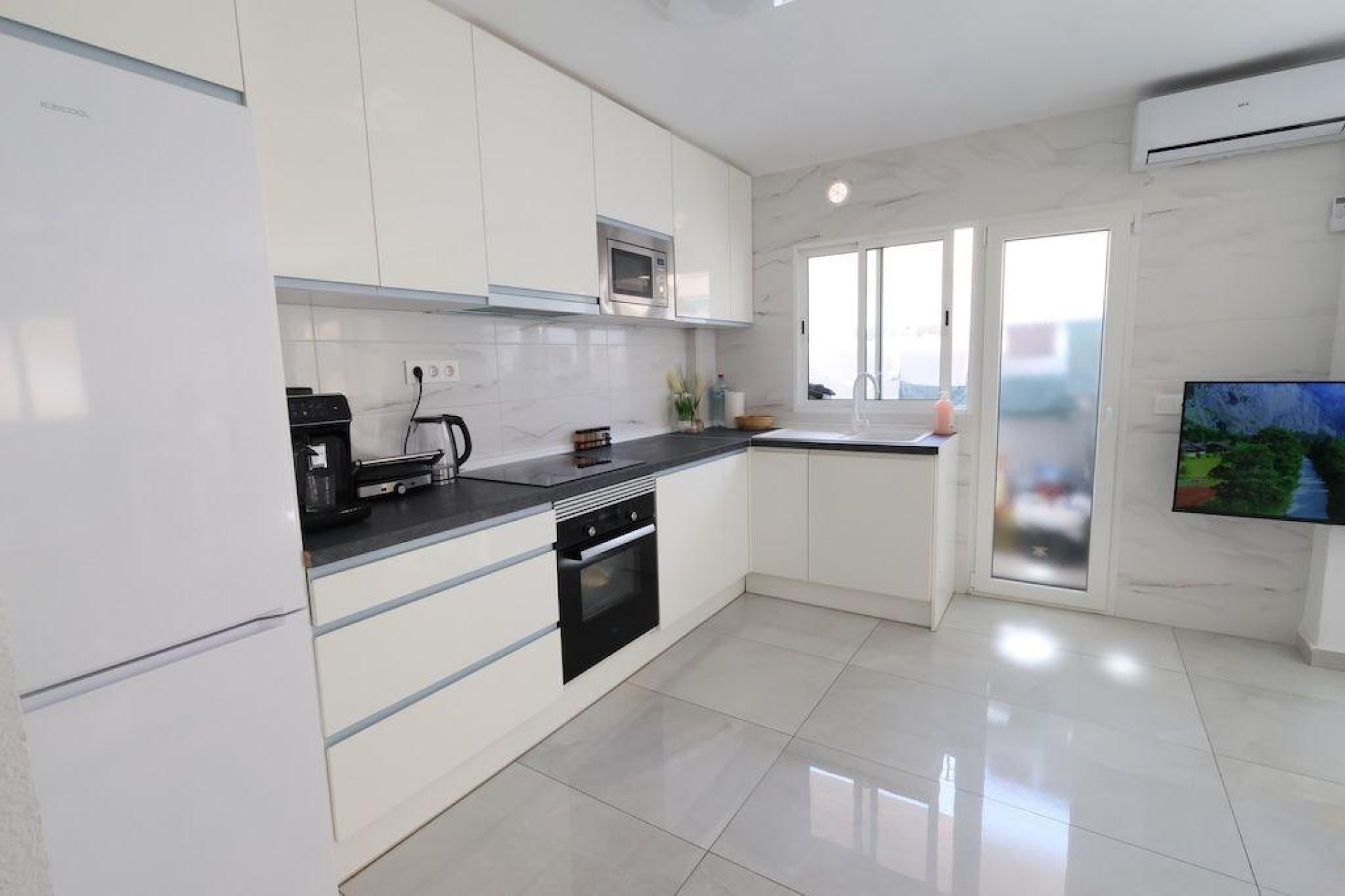 Herverkoop - Appartement - Torrevieja - Acequion