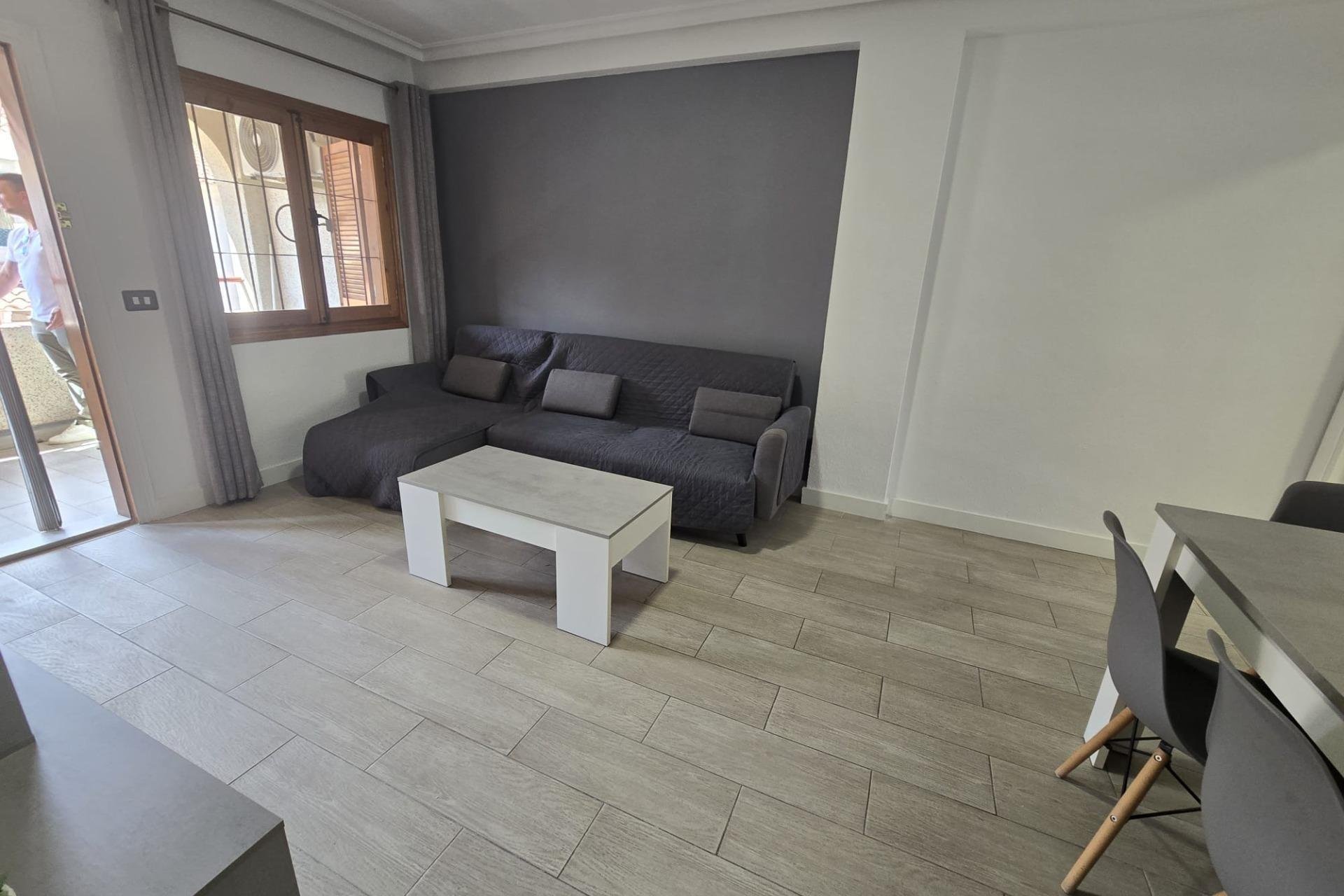 Herverkoop - Appartement - Torrevieja - Acequion