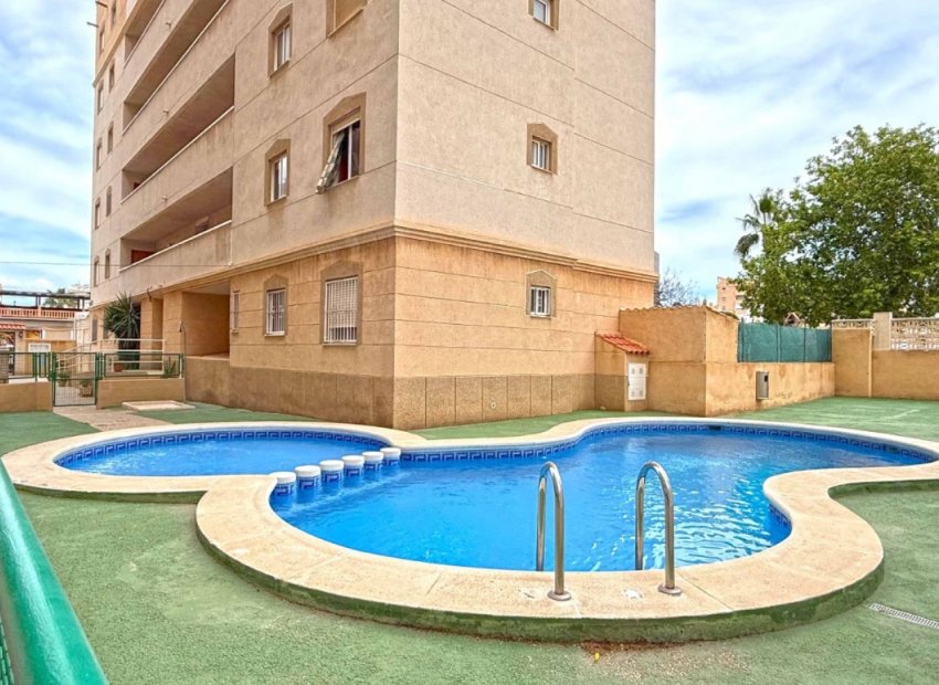 Herverkoop - Appartement - Torrevieja - Aguas Nuevas