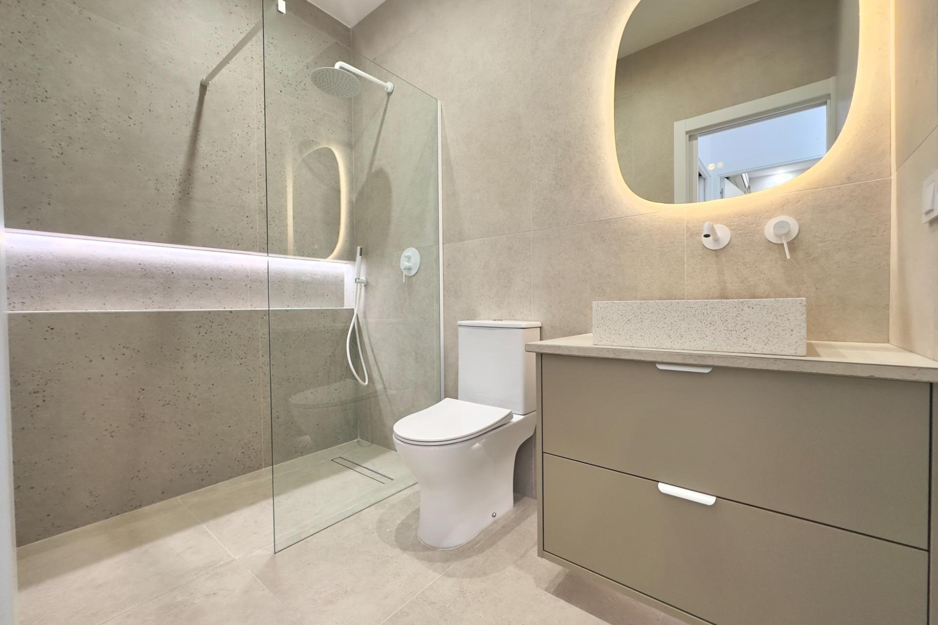 Herverkoop - Appartement - Torrevieja - La Siesta