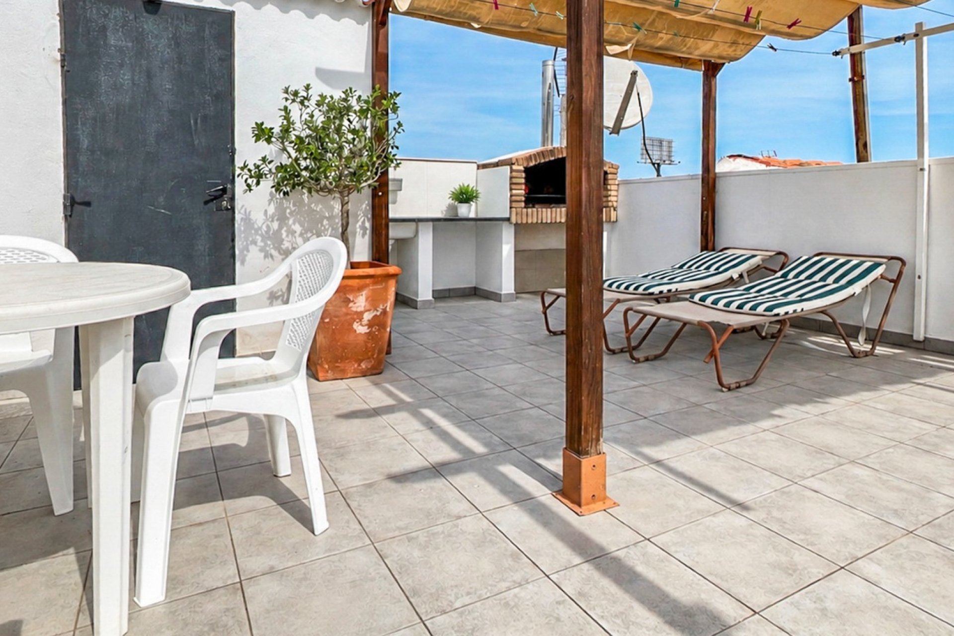 Herverkoop - Appartement - Torrevieja - La Siesta