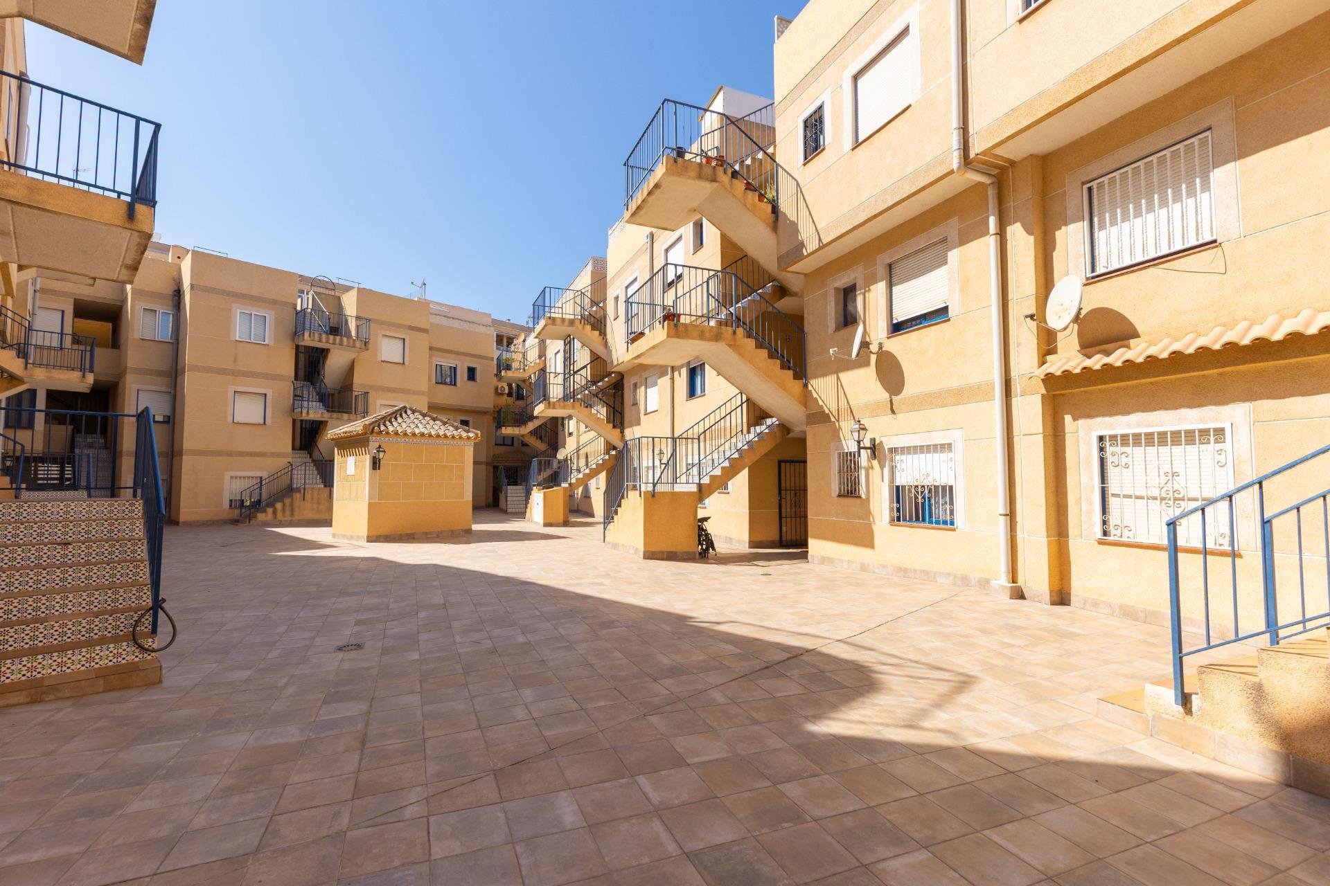 Herverkoop - Appartement - Torrevieja - Playa de los Locos