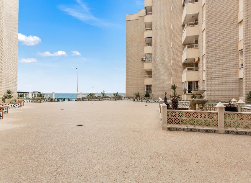Herverkoop - Appartement - Torrevieja - Playa de los Locos