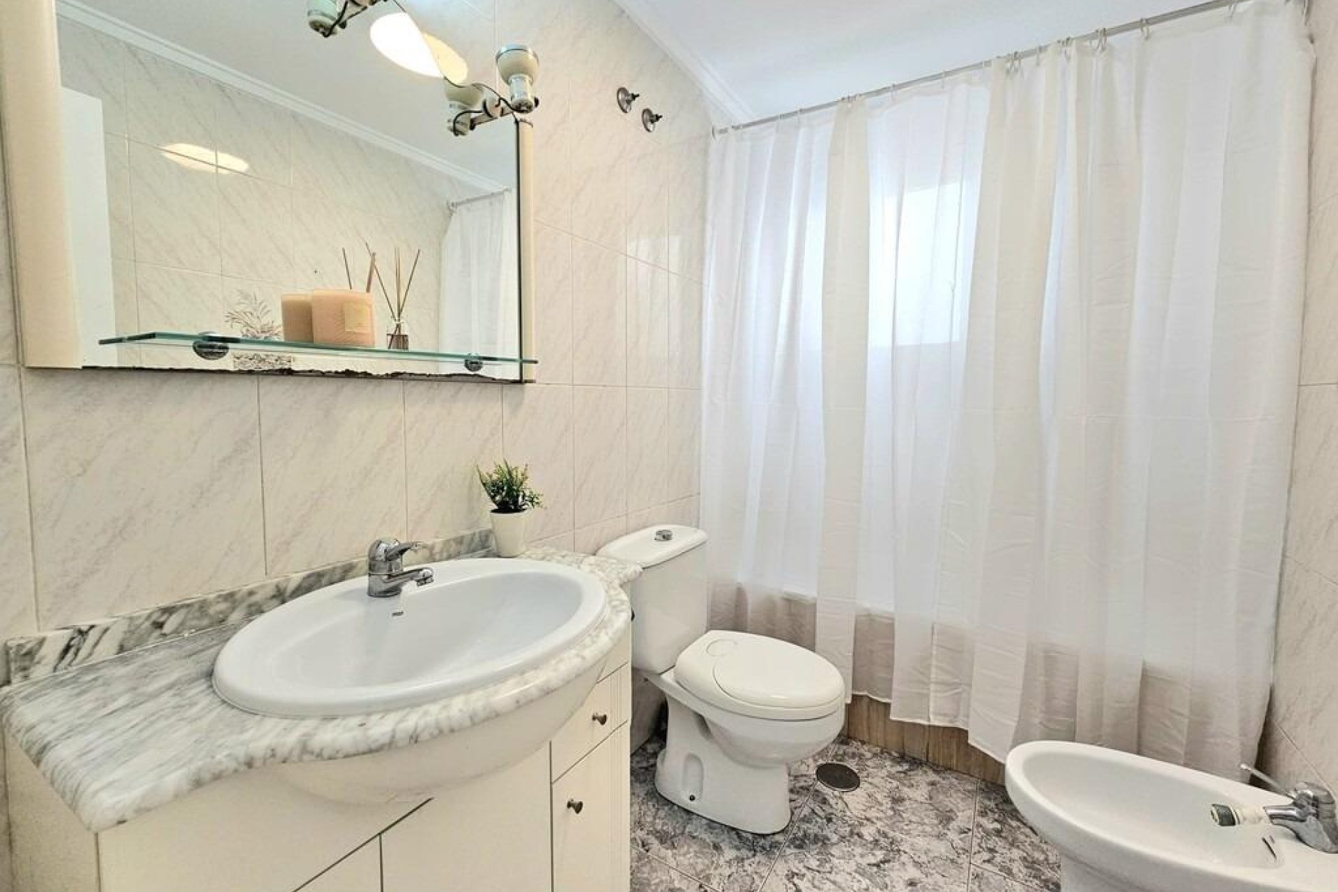 Herverkoop - Appartement - Torrevieja - Playa de los Locos