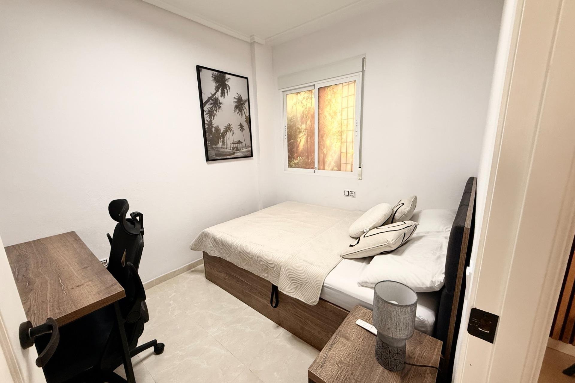 Herverkoop - Appartement - Torrevieja - Playa de los Locos