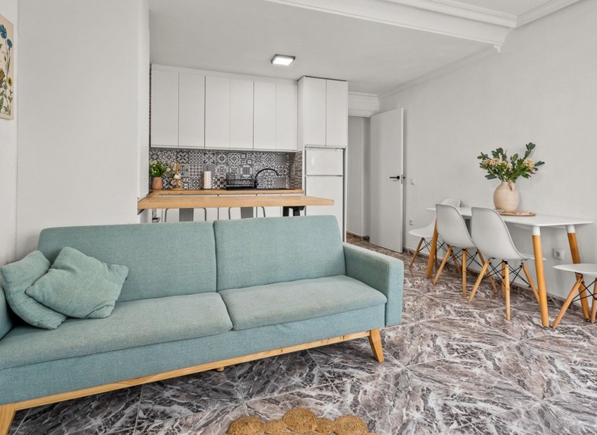 Herverkoop - Appartement - Torrevieja - Playa del Cura