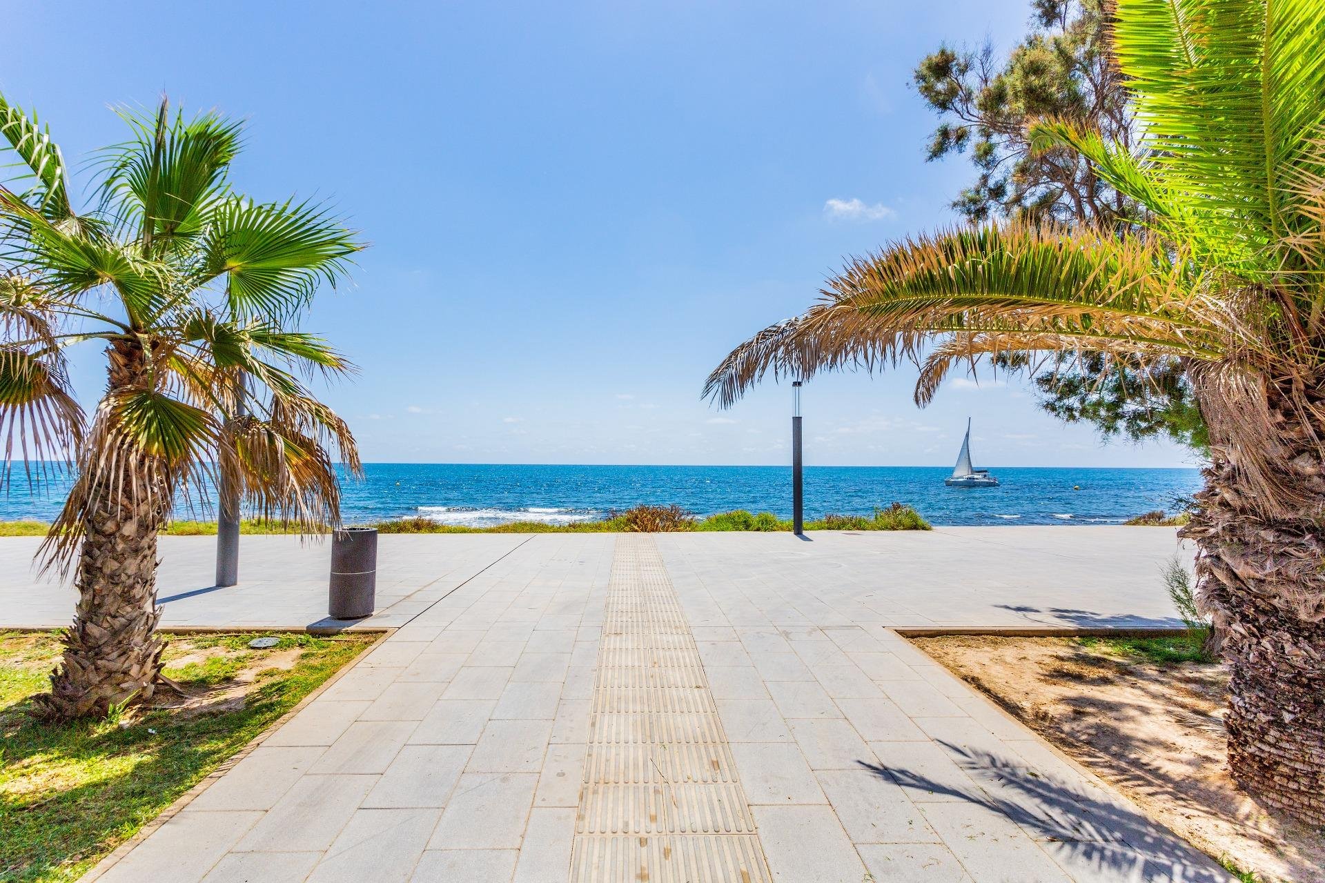 Herverkoop - Appartement - Torrevieja - Playa del Cura