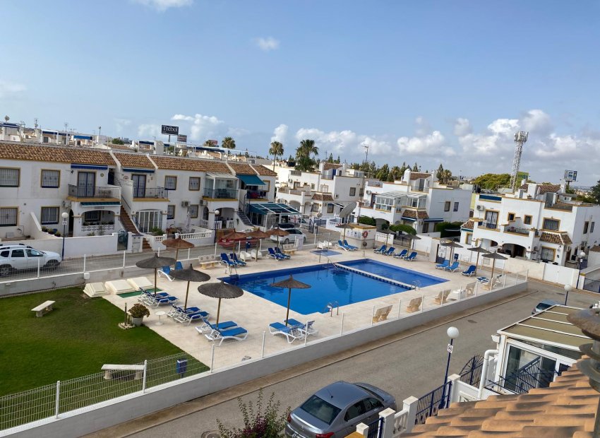 Herverkoop - Bungalow for sale - Torrevieja - Jardin del Mar