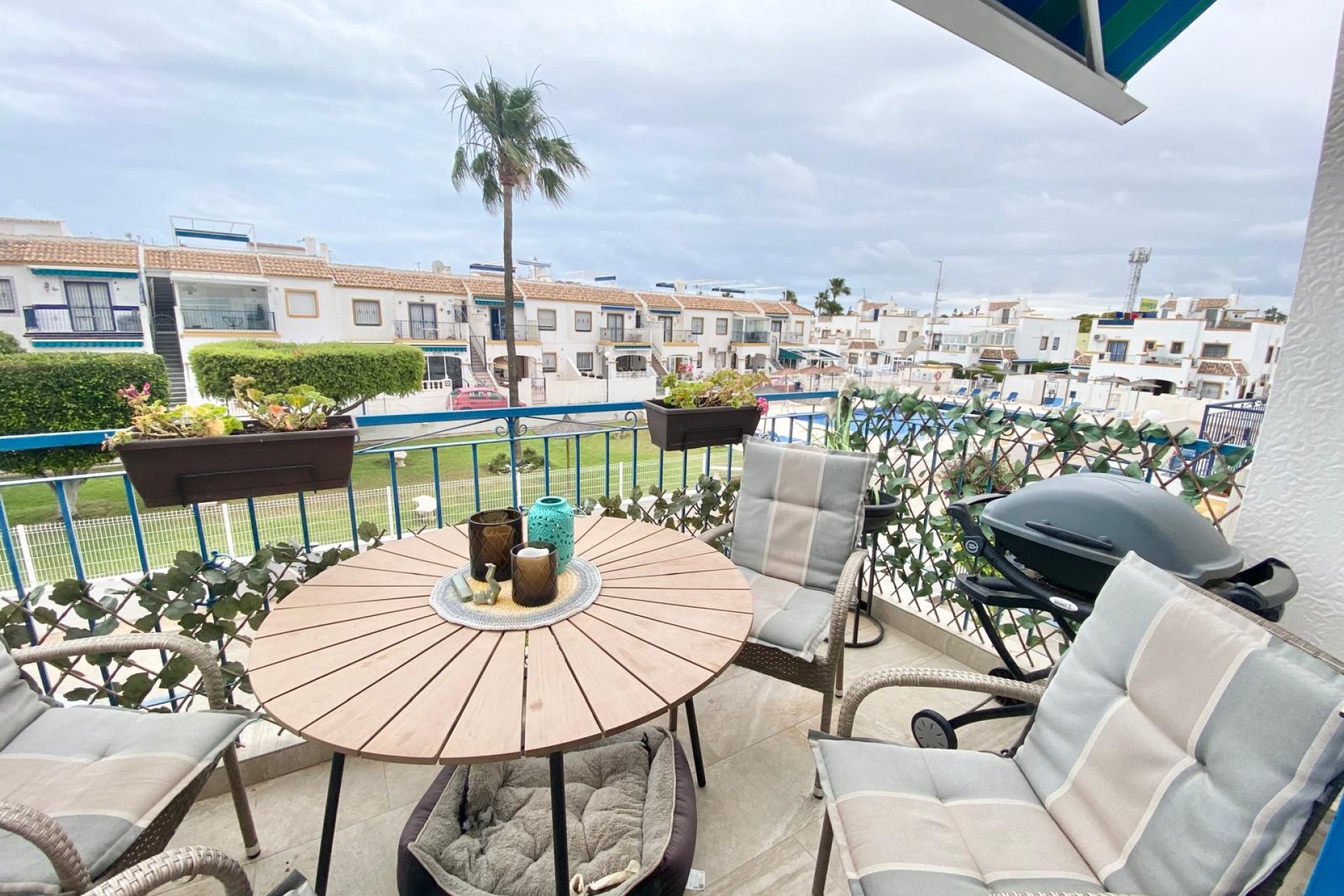 Herverkoop - Bungalow for sale - Torrevieja - Jardin del Mar