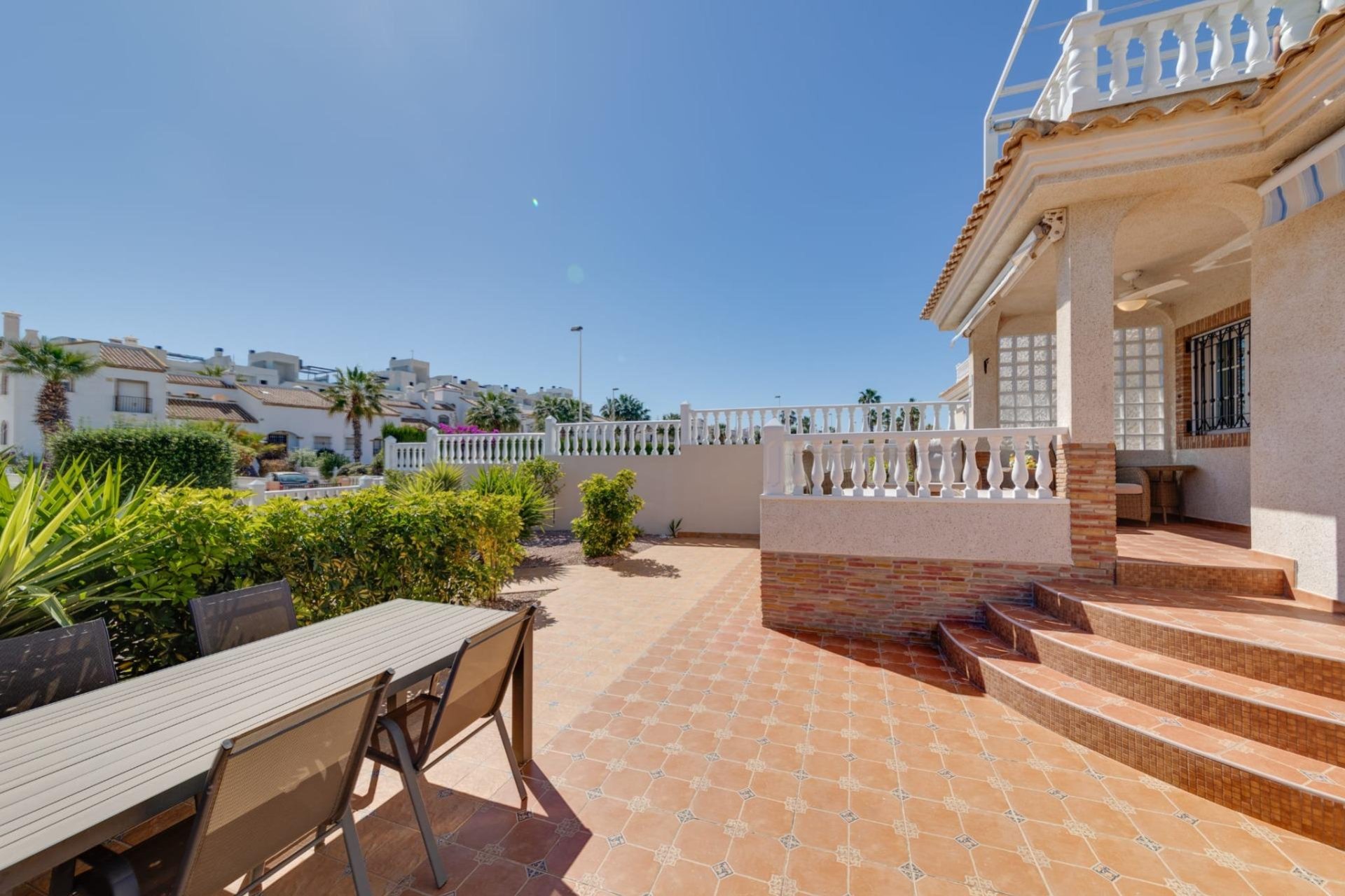 Herverkoop - Bungalow - Orihuela Costa - Montezenia