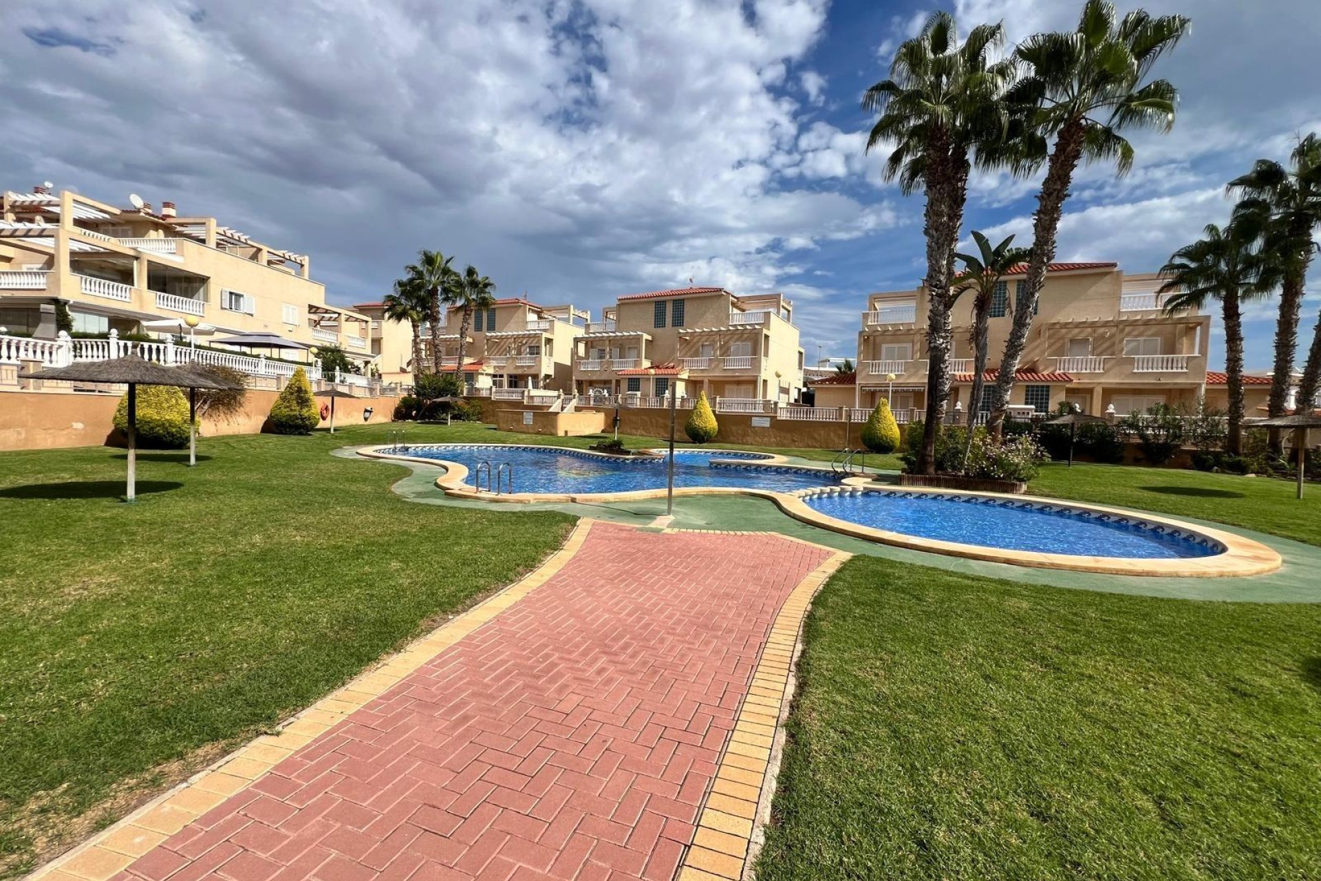 Herverkoop - Bungalow - Orihuela Costa - Punta Prima