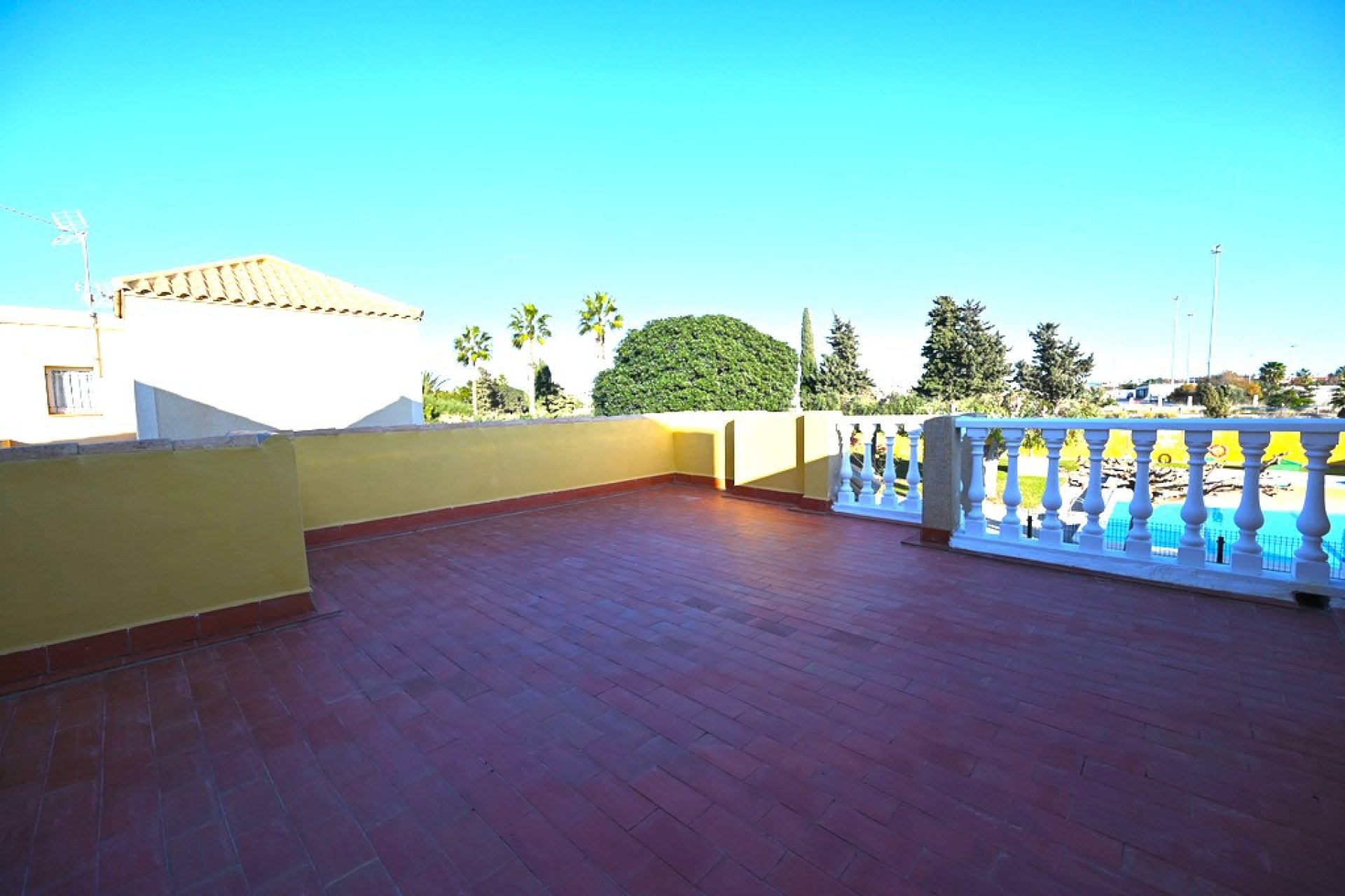 Herverkoop - Bungalow - Torrevieja - Jardín del Mar