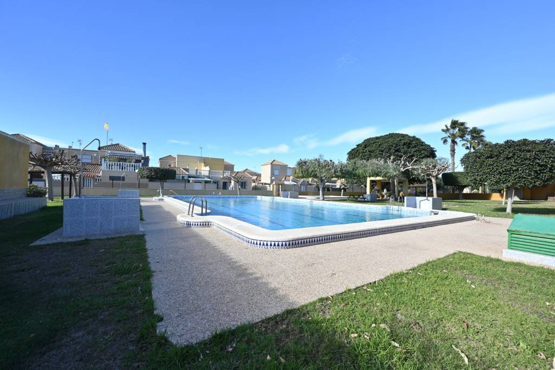 Herverkoop - Bungalow - Torrevieja - Jardín del Mar