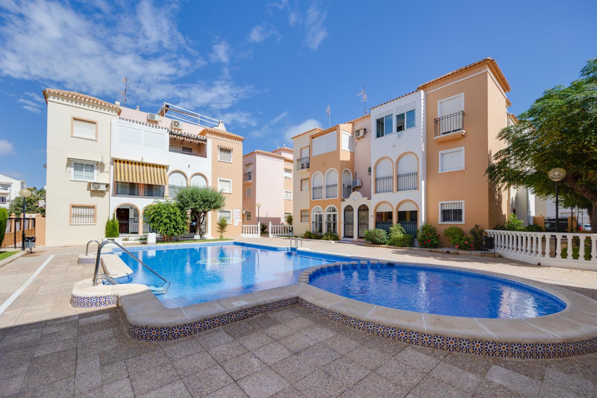 Herverkoop - Bungalow - Torrevieja - Playa de los Naufragos