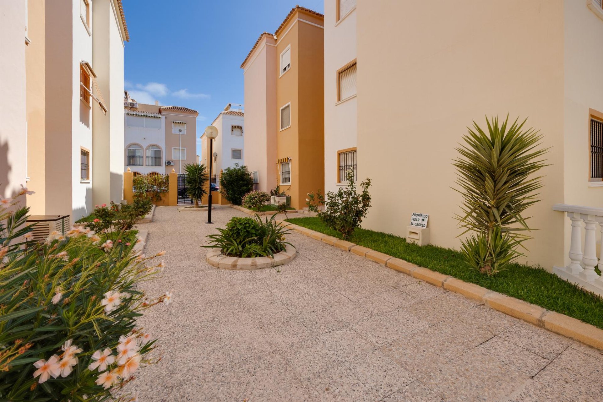 Herverkoop - Bungalow - Torrevieja - Playa de los Naufragos