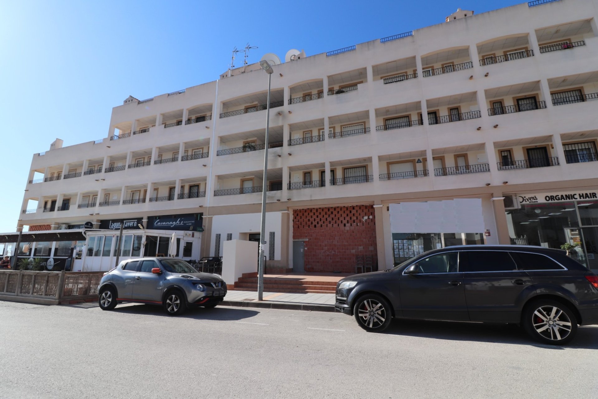 Herverkoop - Commercial Unit - Los Montesinos - Laguna Green