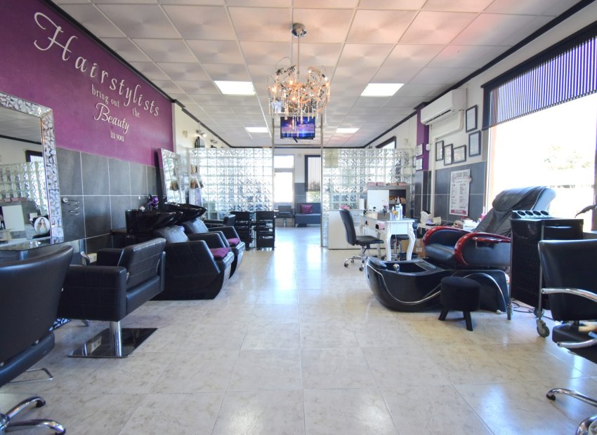 Herverkoop - Commercial Unit - Orihuela Costa - La Zenia