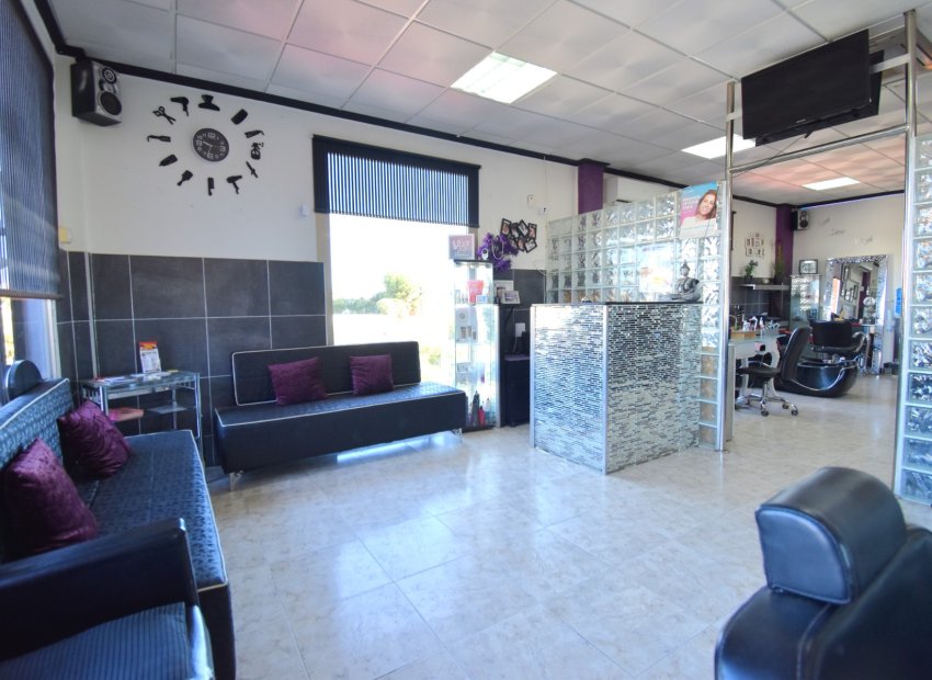 Herverkoop - Commercial Unit - Orihuela Costa - La Zenia