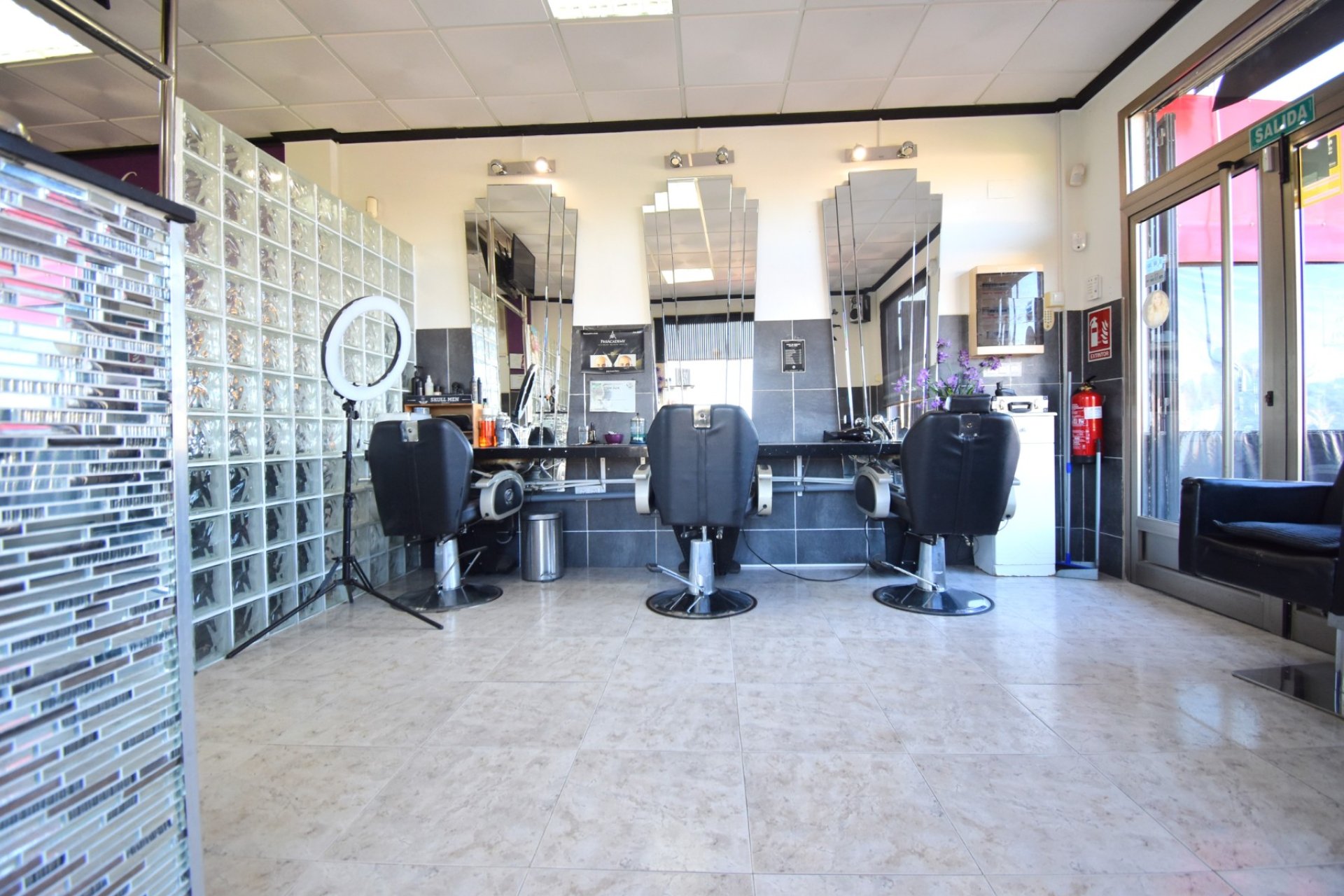 Herverkoop - Commercial Unit - Orihuela Costa - La Zenia