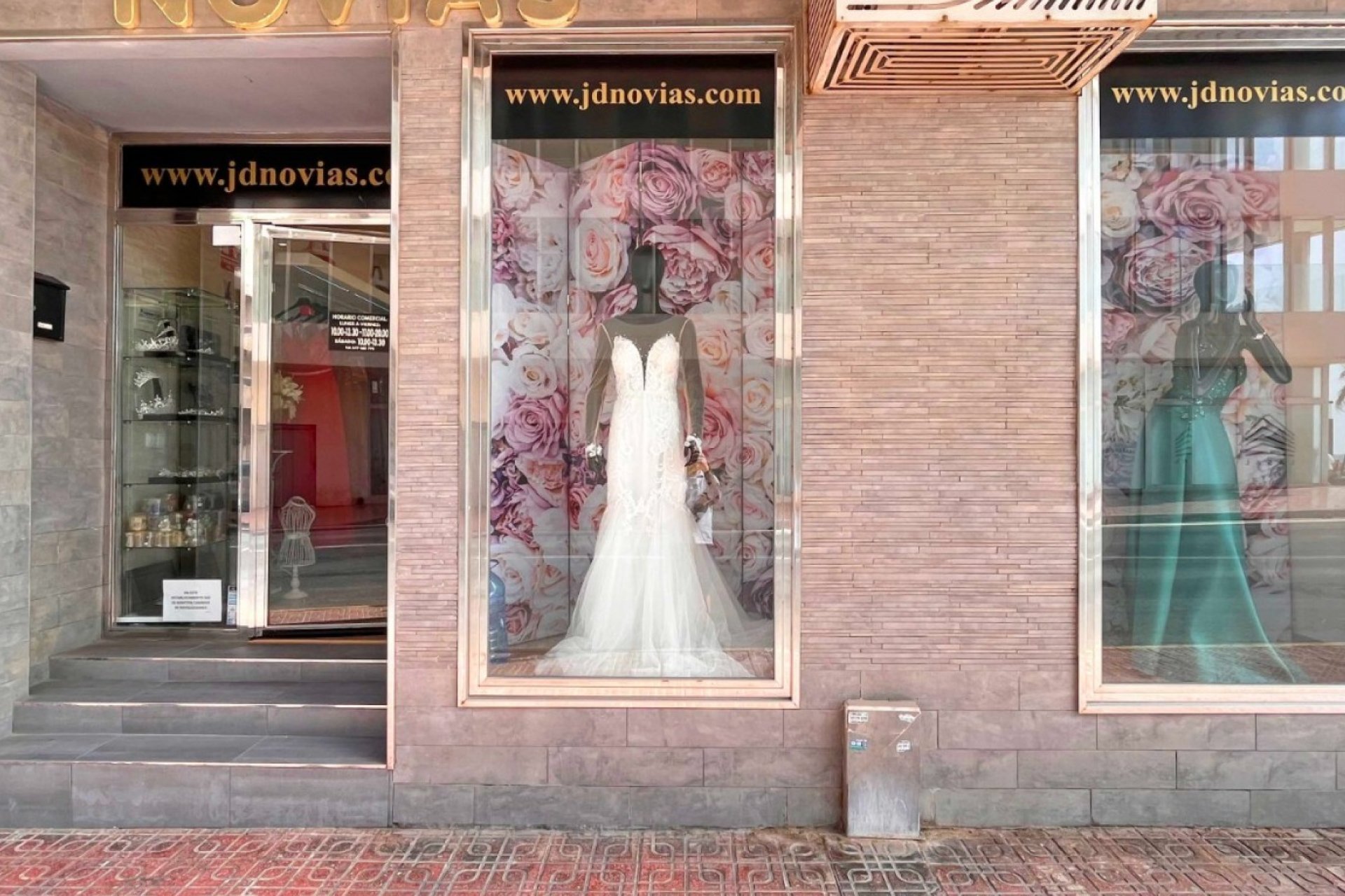 Herverkoop - Commercial Unit - Torrevieja - Playa del Cura