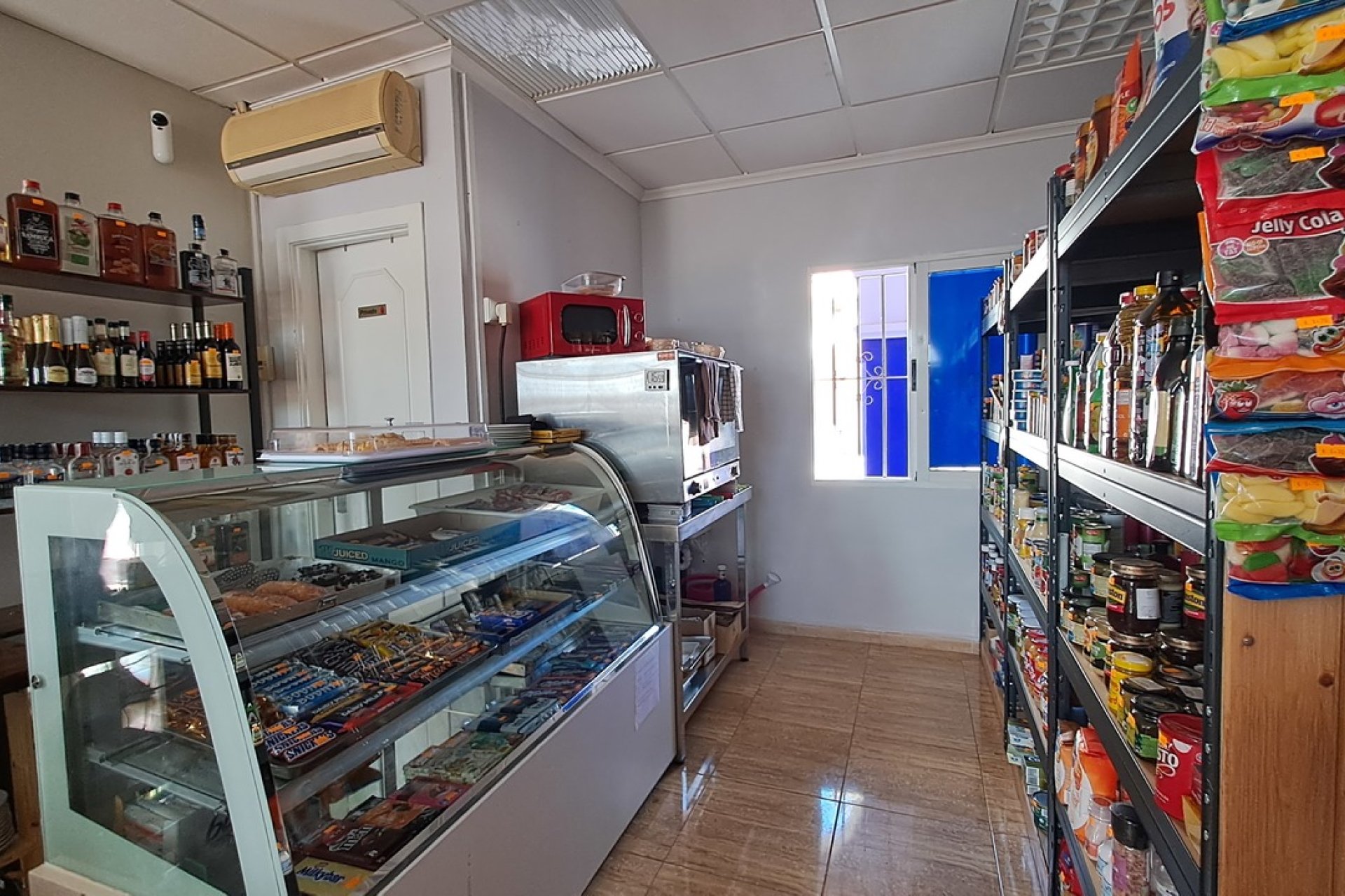 Herverkoop - Commercial Unit - Torrevieja