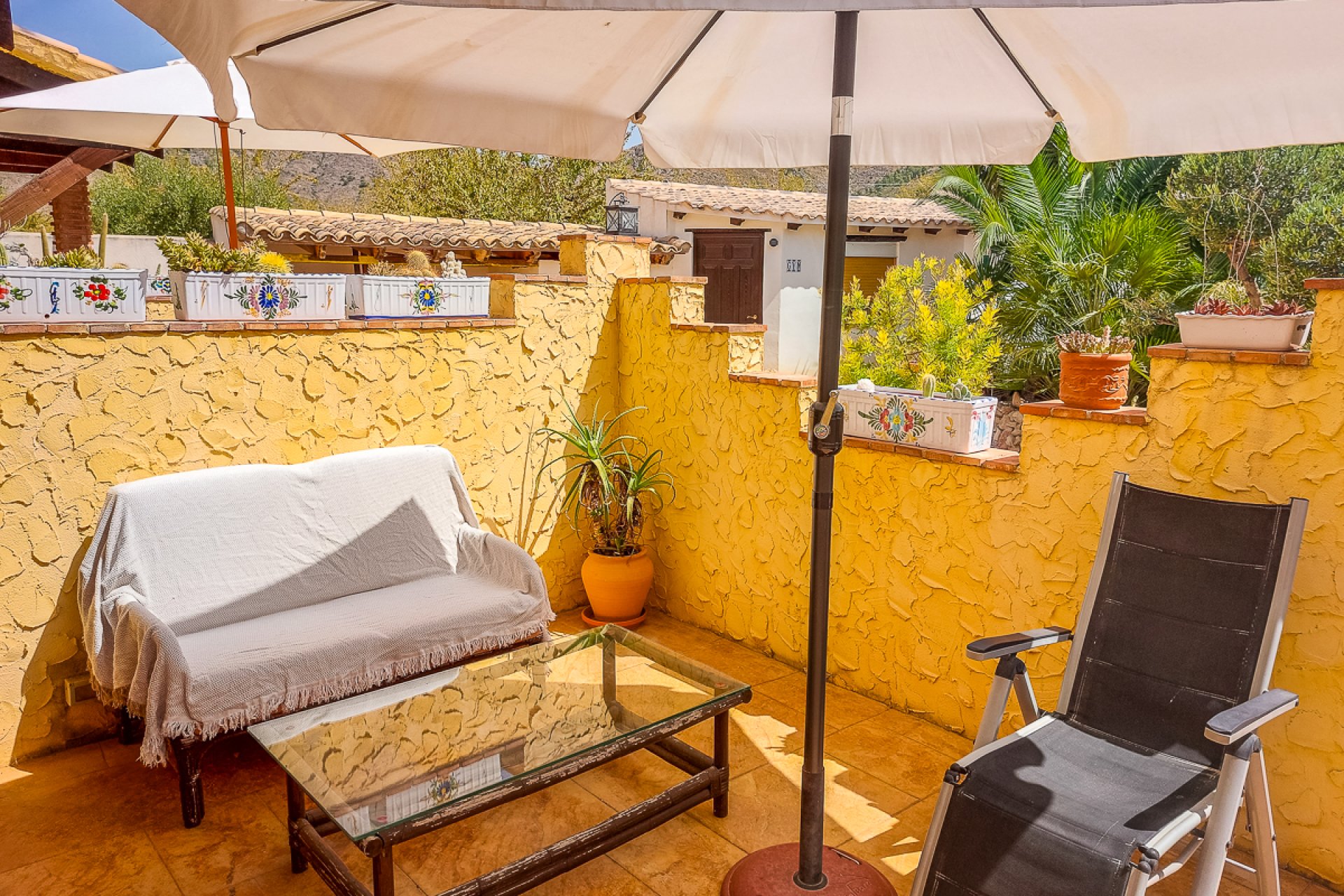 Herverkoop - Commercieel - Hondón de las Nieves