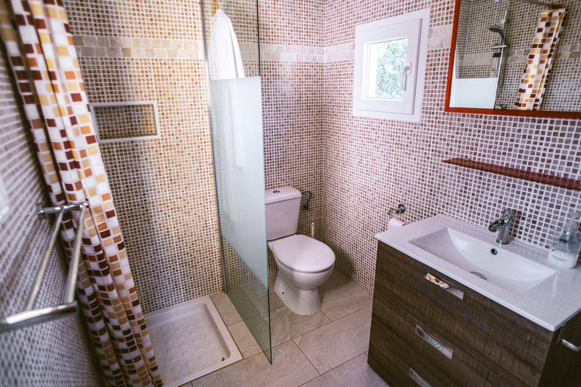 Herverkoop - Commercieel - Hondón de las Nieves