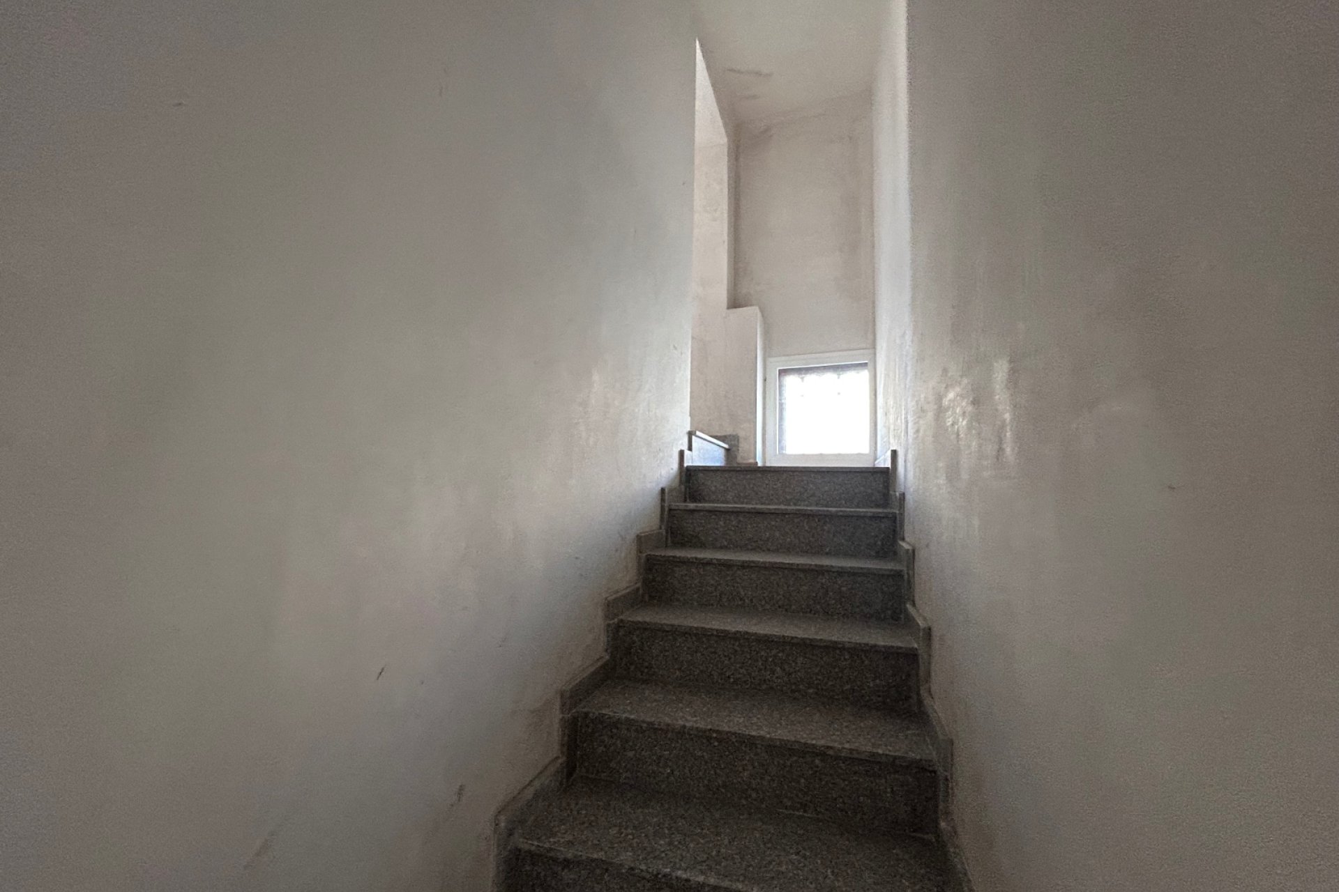 Herverkoop - Commercieel - Jacarilla