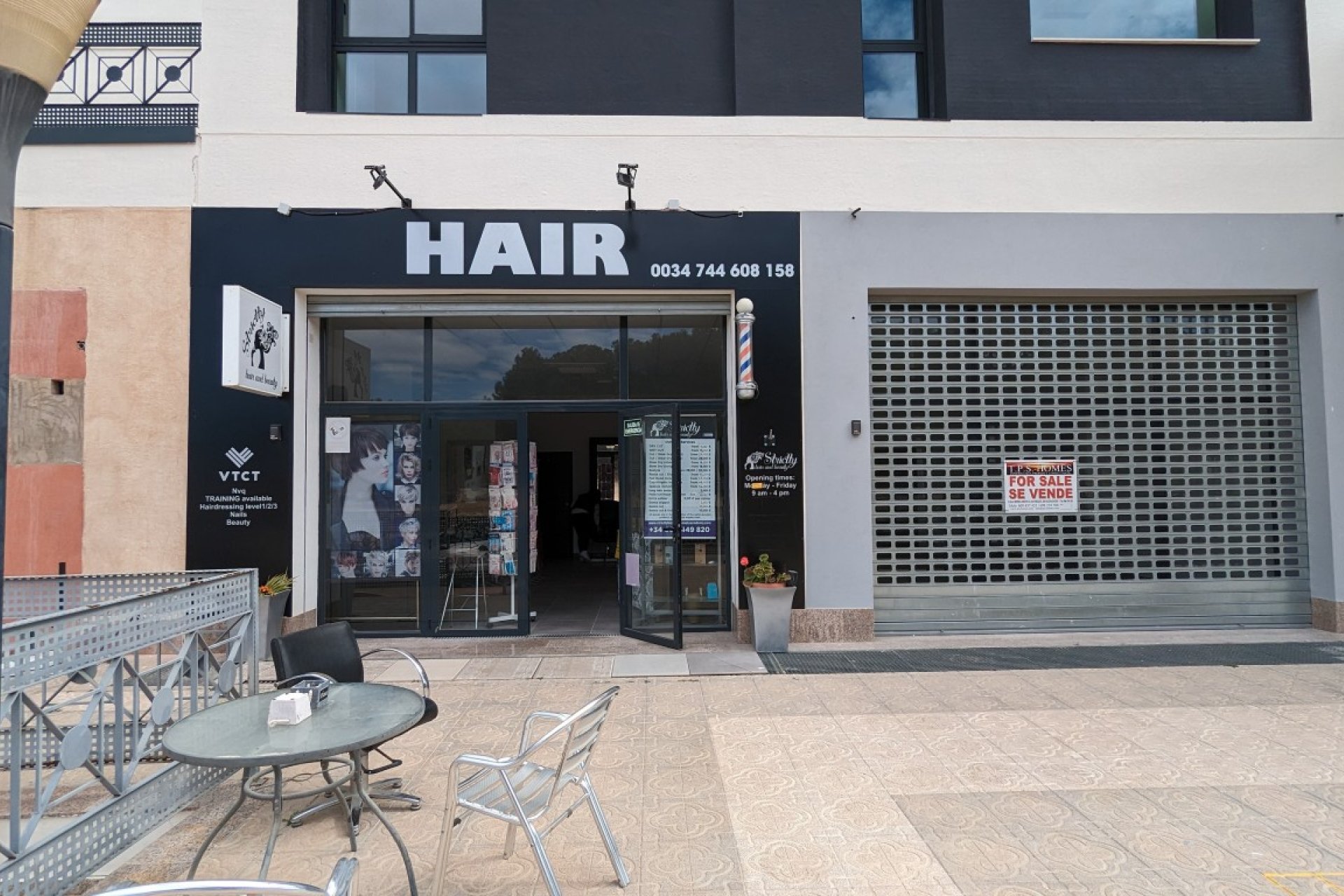 Herverkoop - Commercieel - Lo Crispin