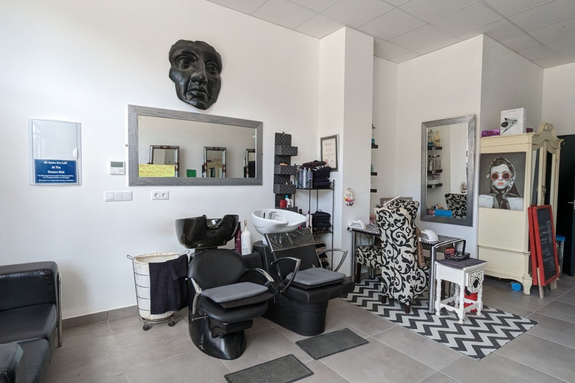 Herverkoop - Commercieel - Lo Crispin