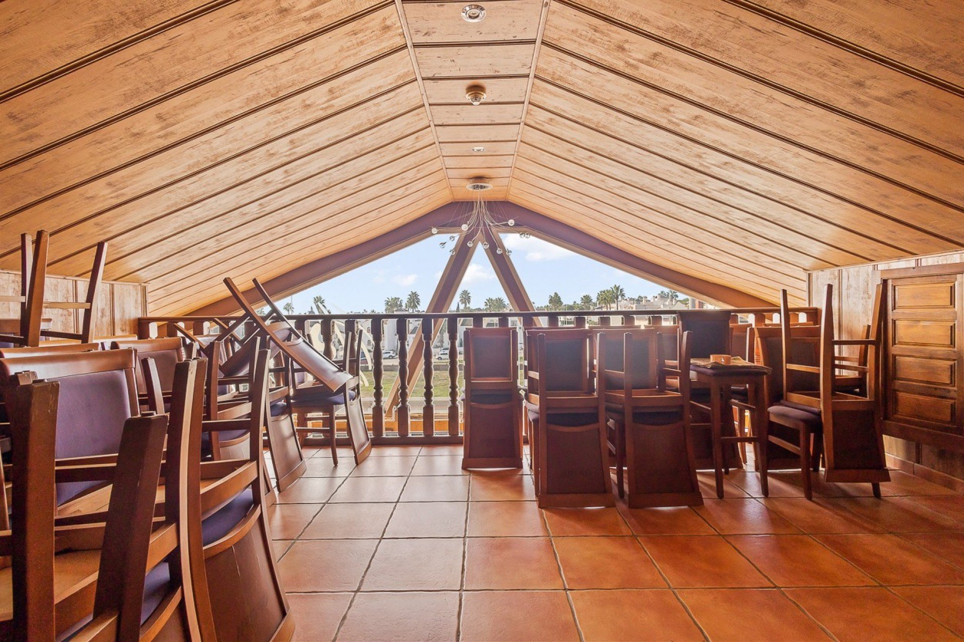 Herverkoop - Commercieel - Los Dolses