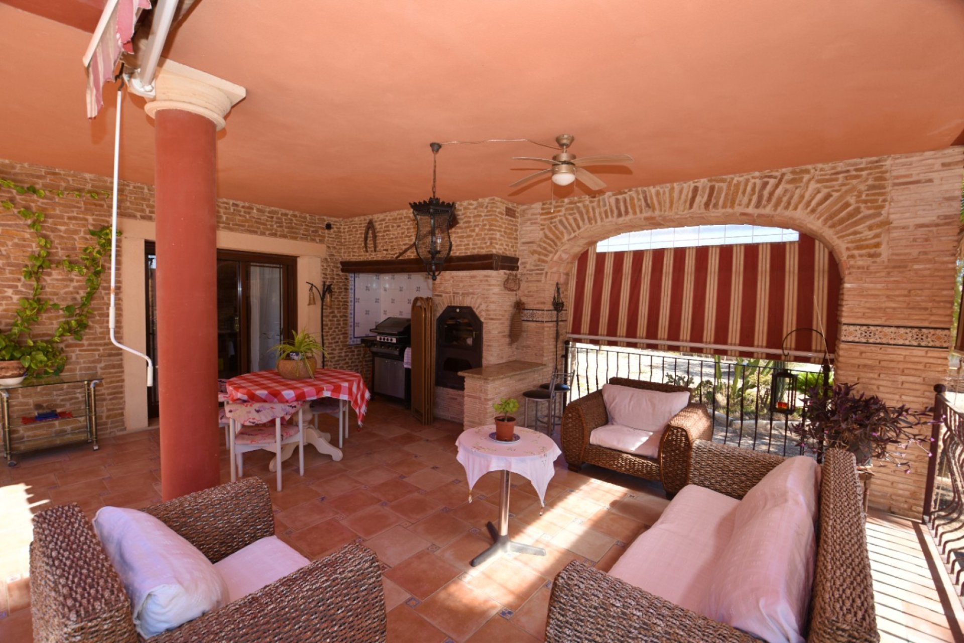 Herverkoop - Finca- Country House - Rojales - Los Montesinos