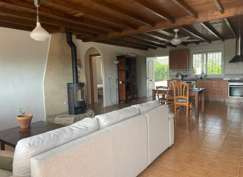 Herverkoop - Finca / Plattelands Woning - Abanilla