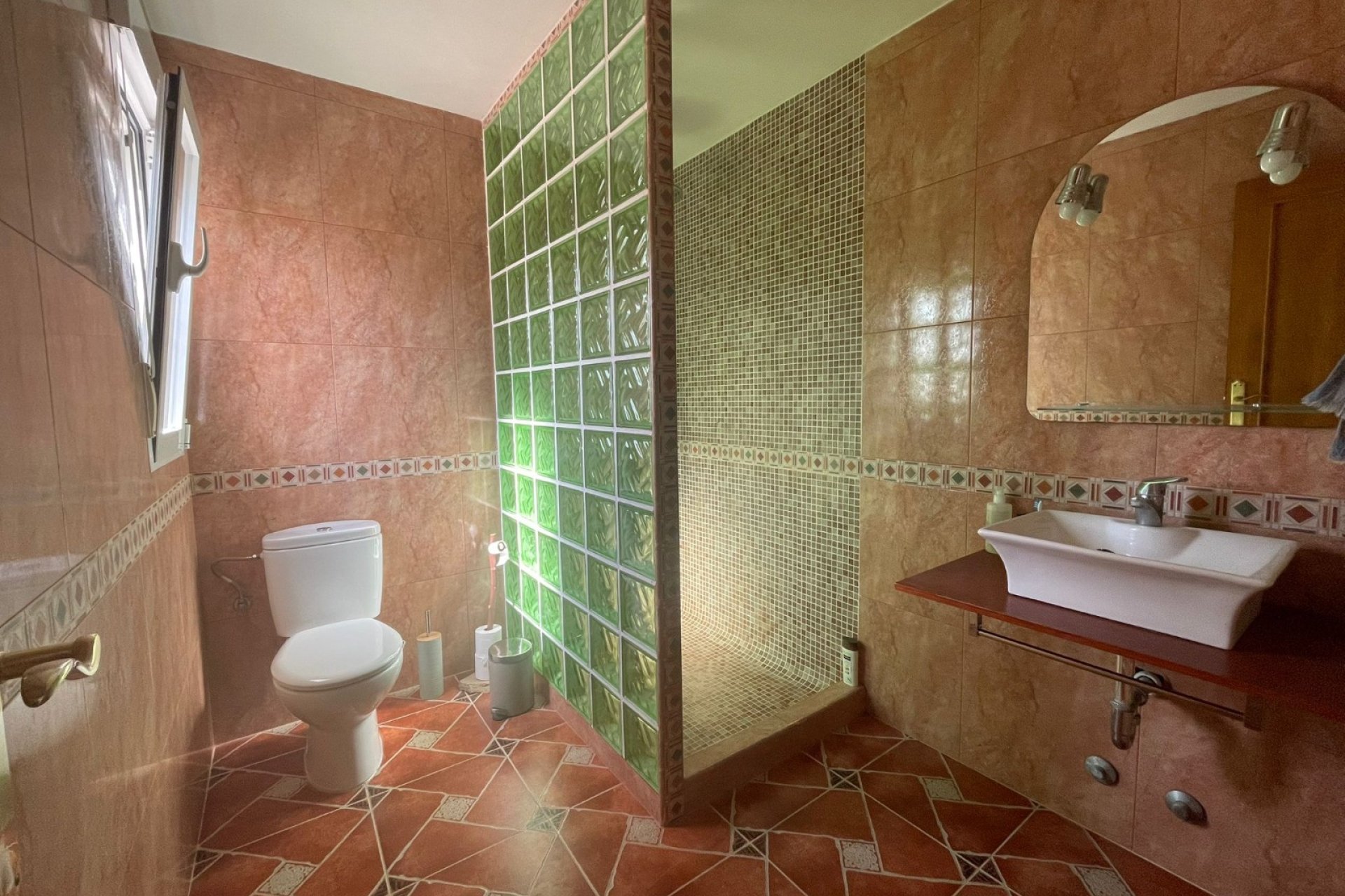 Herverkoop - Finca / Plattelands Woning - Abanilla