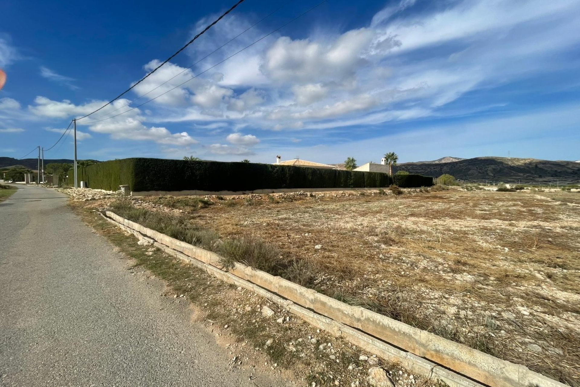 Herverkoop - Finca / Plattelands Woning - Abanilla