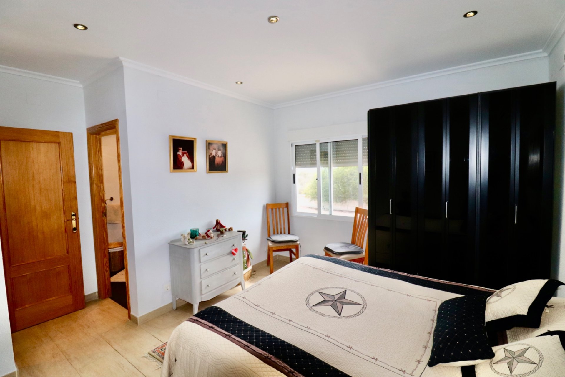 Herverkoop - Finca / Plattelands Woning - Albatera