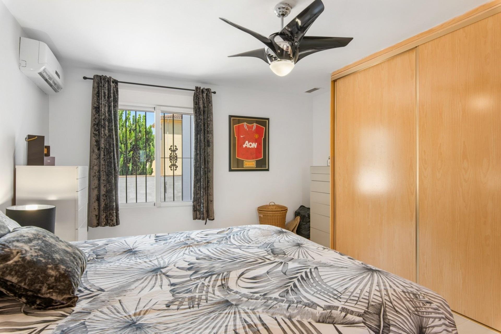 Herverkoop - Finca / Plattelands Woning - Catral - Comunidad valenciana