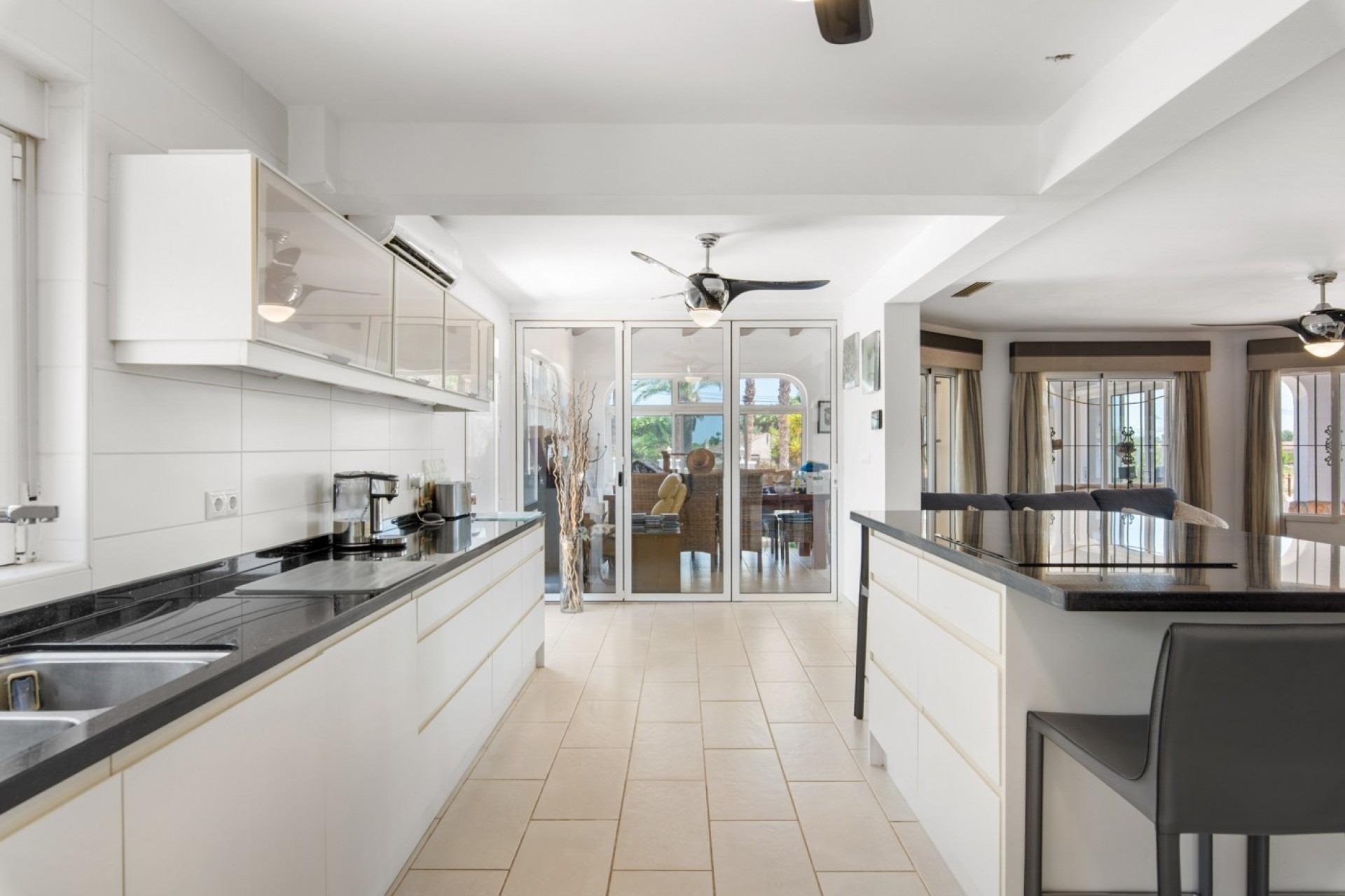 Herverkoop - Finca / Plattelands Woning - Catral - Comunidad valenciana