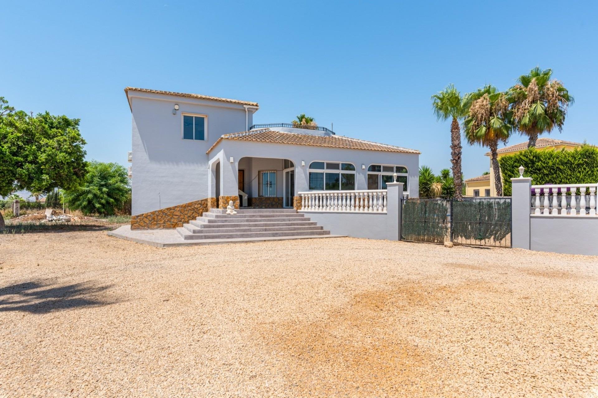 Herverkoop - Finca / Plattelands Woning - Catral - Comunidad valenciana