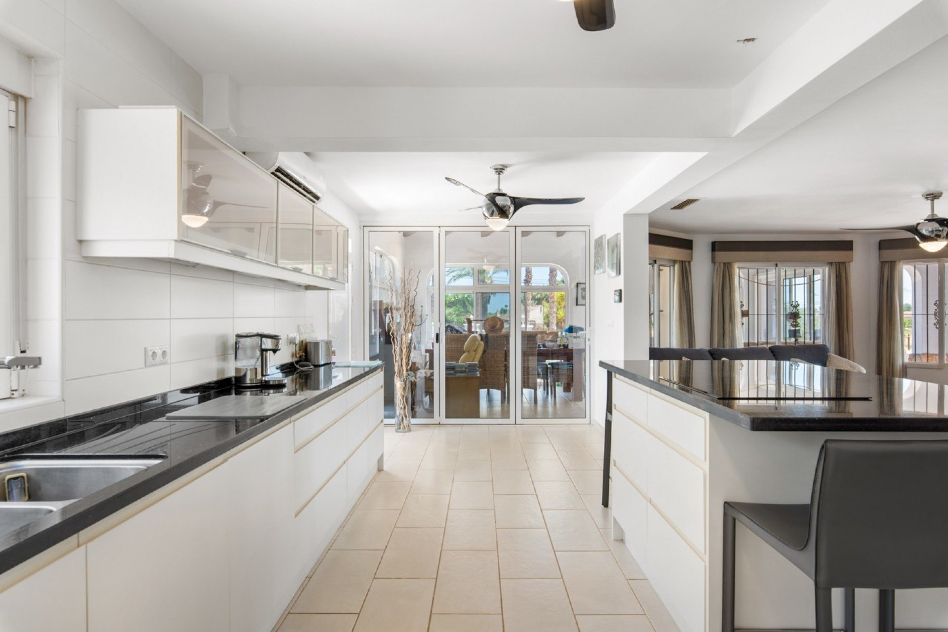 Herverkoop - Finca / Plattelands Woning - Catral