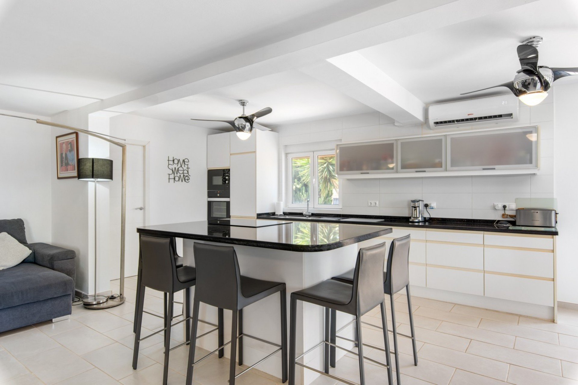 Herverkoop - Finca / Plattelands Woning - Catral