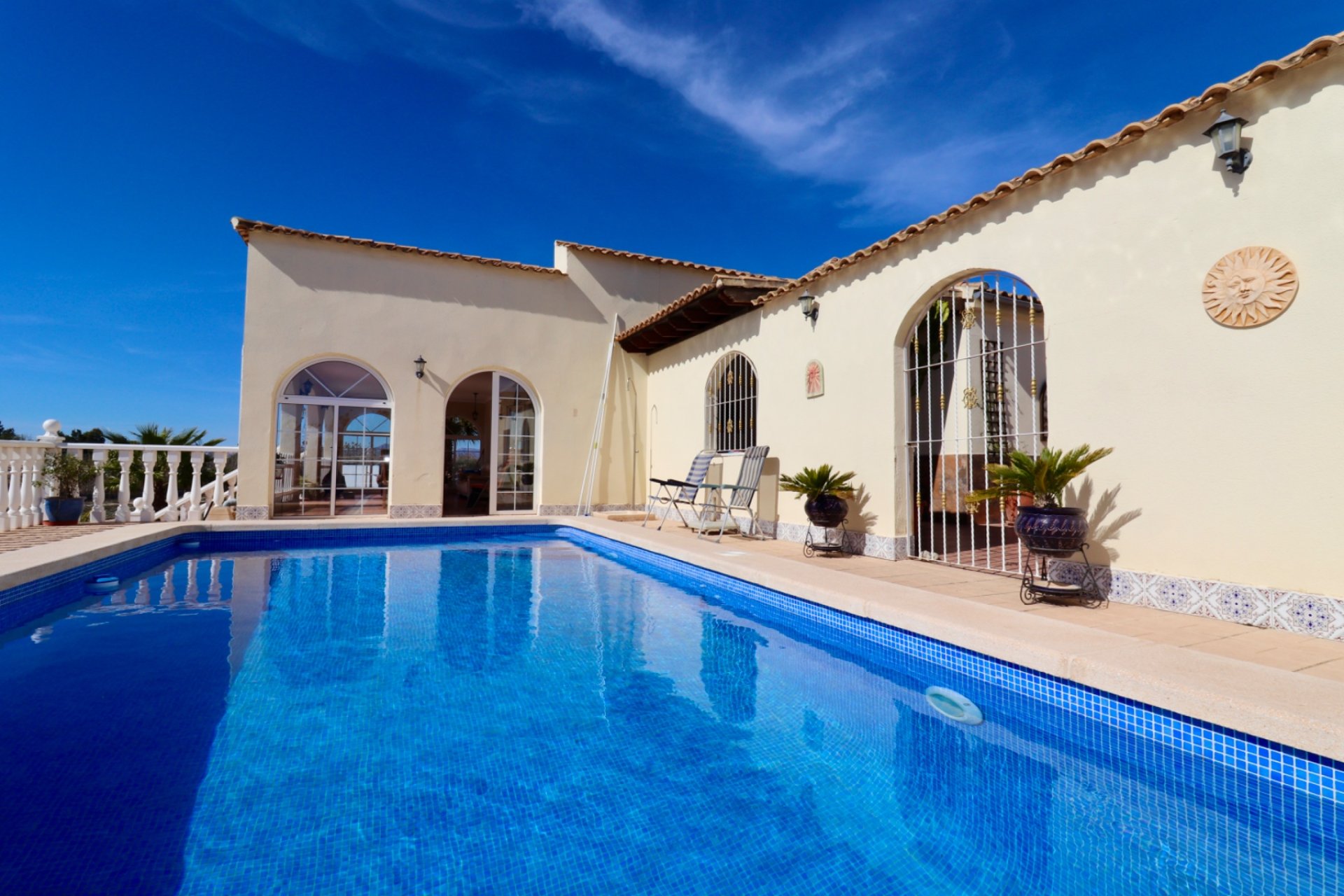 Herverkoop - Finca / Plattelands Woning - Catral